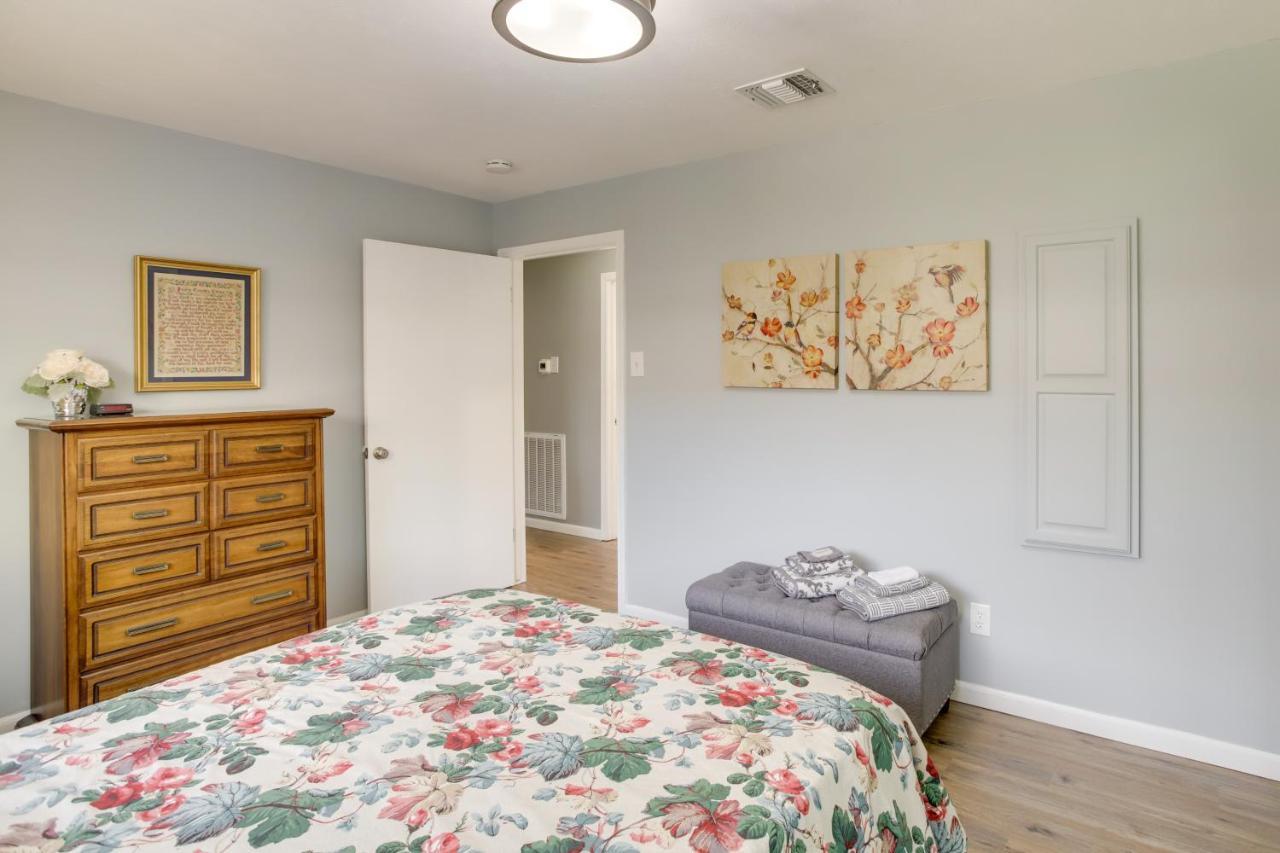 Cozy Shenandoah Home Less Than 2 Mi To The Woodlands Mall! Extérieur photo